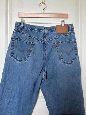 Levi’s High-Waisted Blue Denim Jeans